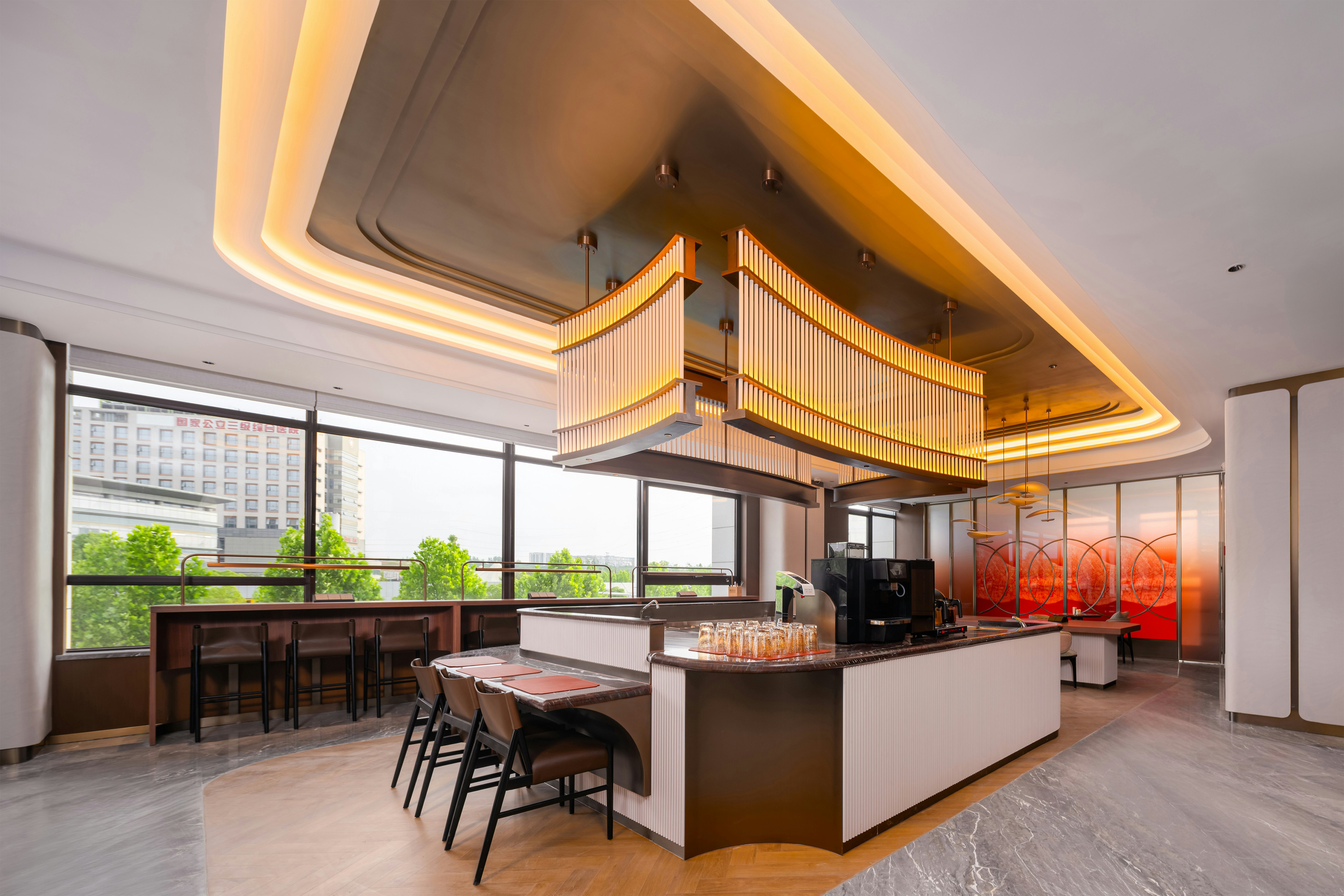 Hilton Garden Inn Xinyang East Railway Station 10/32