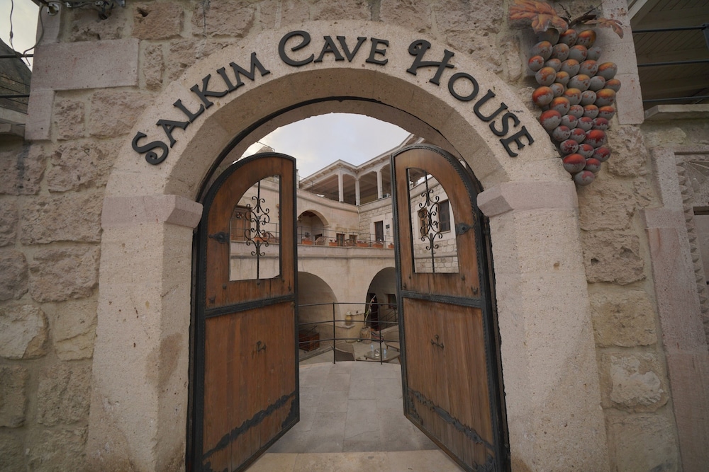 Salkim Cave House 3/50