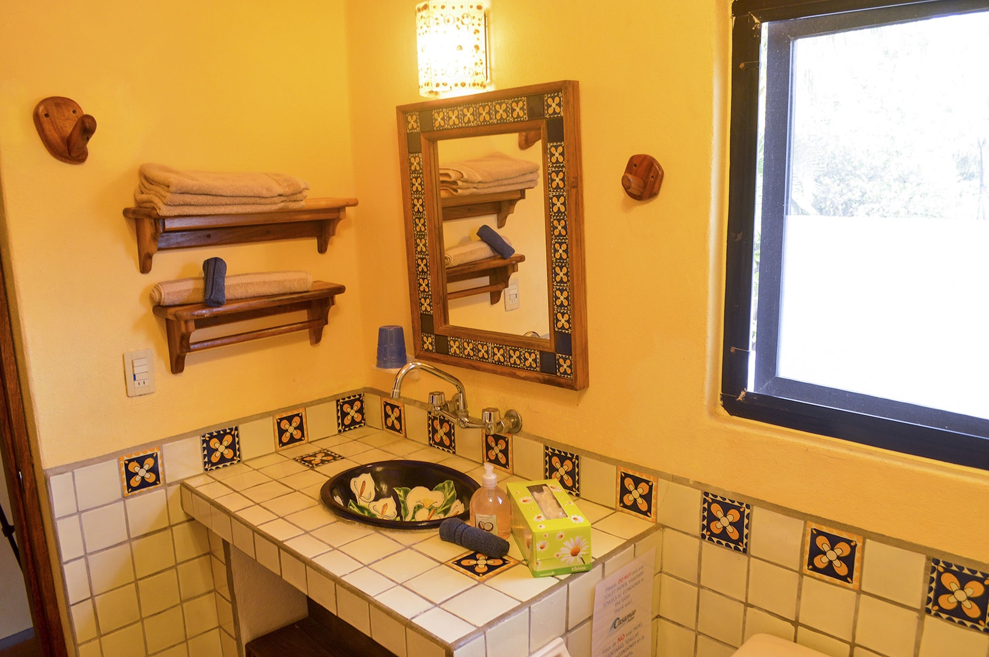 2 Bedrooms, Margarita, Apartment, Queen and Twin Beds, Garden View, Sofa، Casamar Suites 9/9