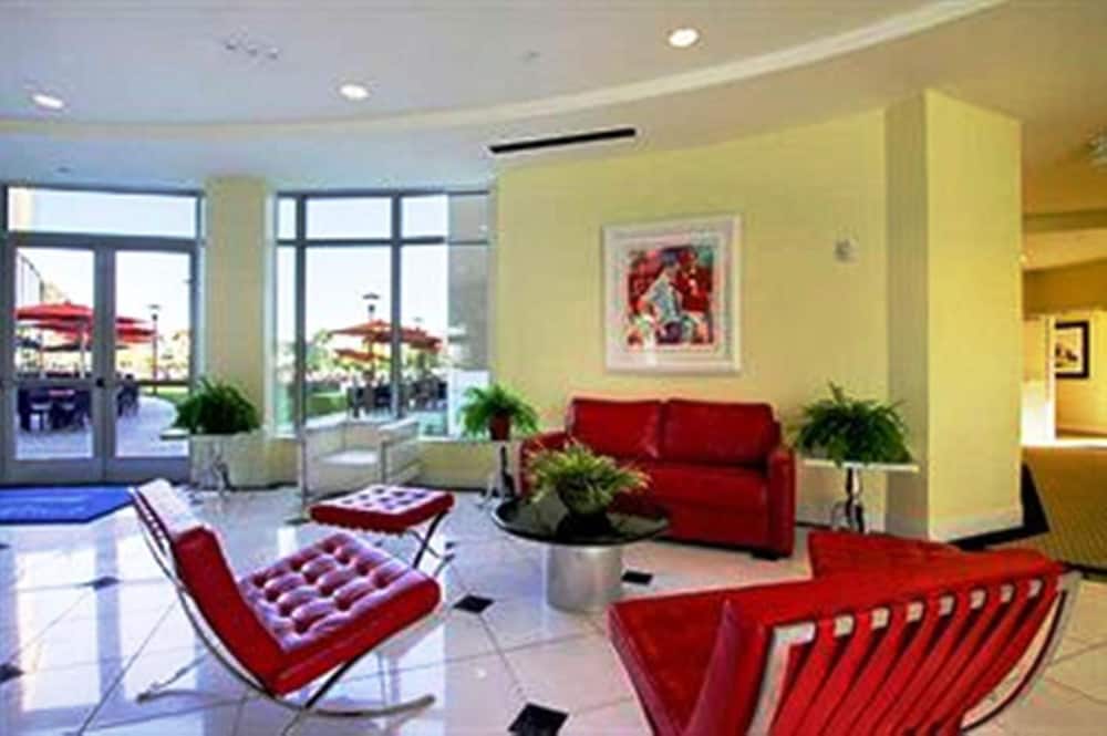 University Plaza Waterfront Hotel 34/50
