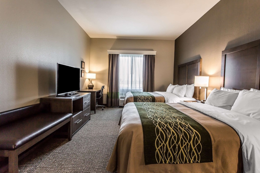 Standard, 2 Queen Beds