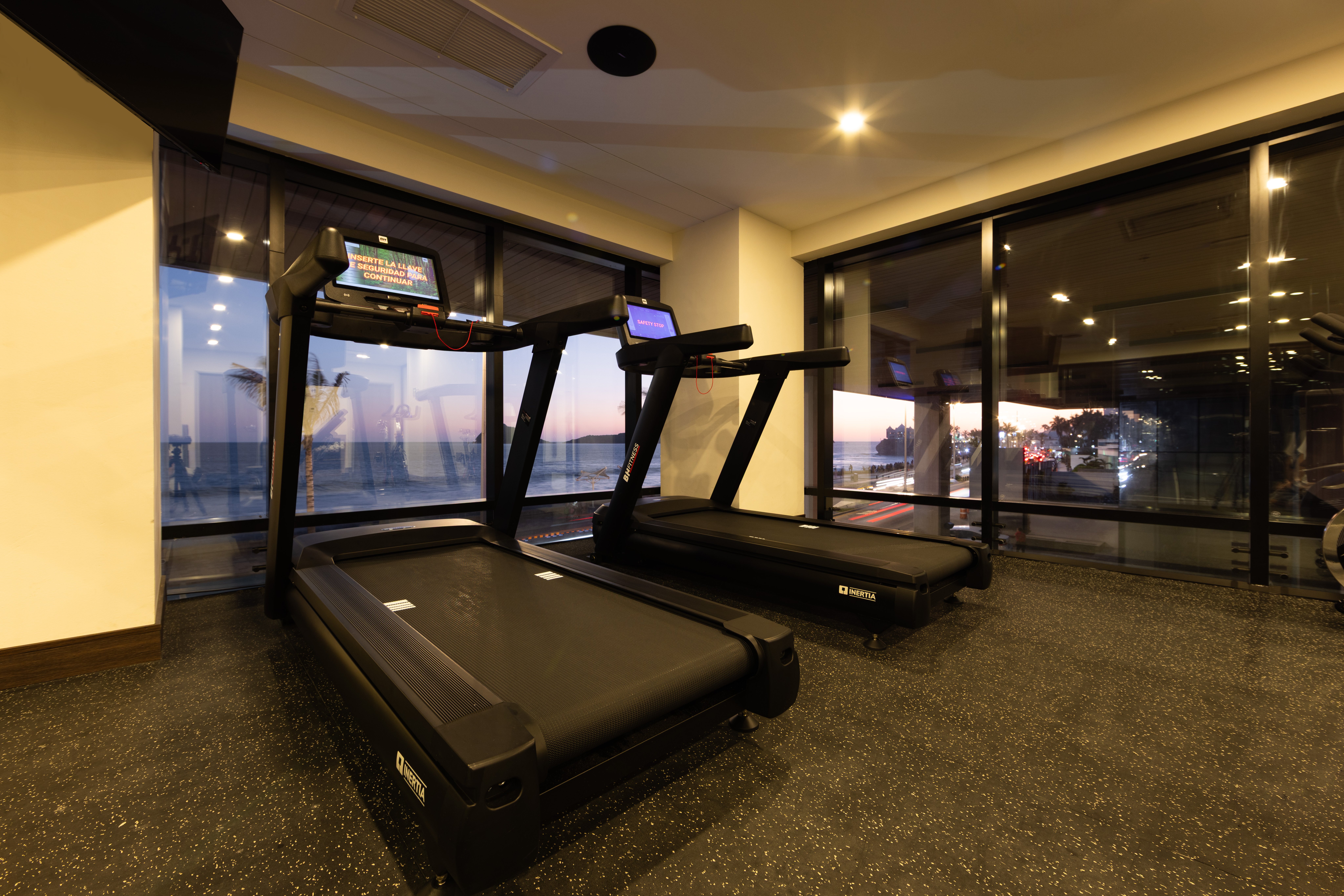 Holiday Inn Express & Suites MAZATLAN 26/50