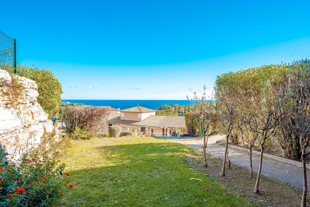 Pierre Vacances Village Residence Cap Esterel 48/50
