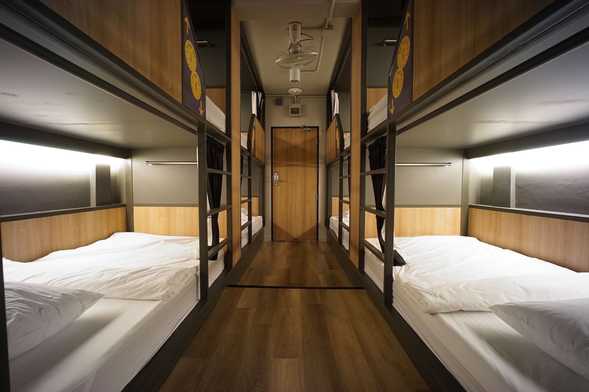 Mixed Dorm, 10 Beds