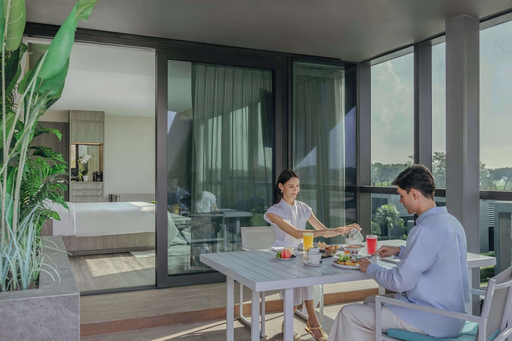 Dusit Thani Laguna Singapore 41/65