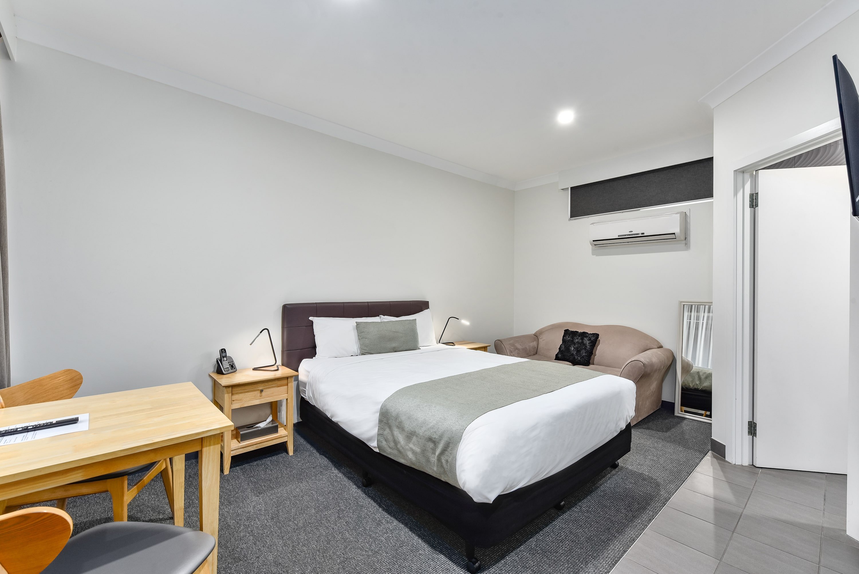 Robe Central Motel 8/43