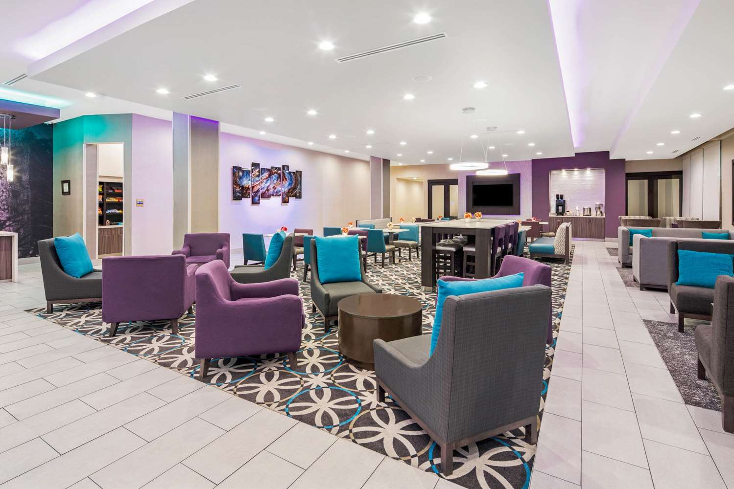 La Quinta Inn Suites By Wyndham Mcallen La Plaza Mall 38/62