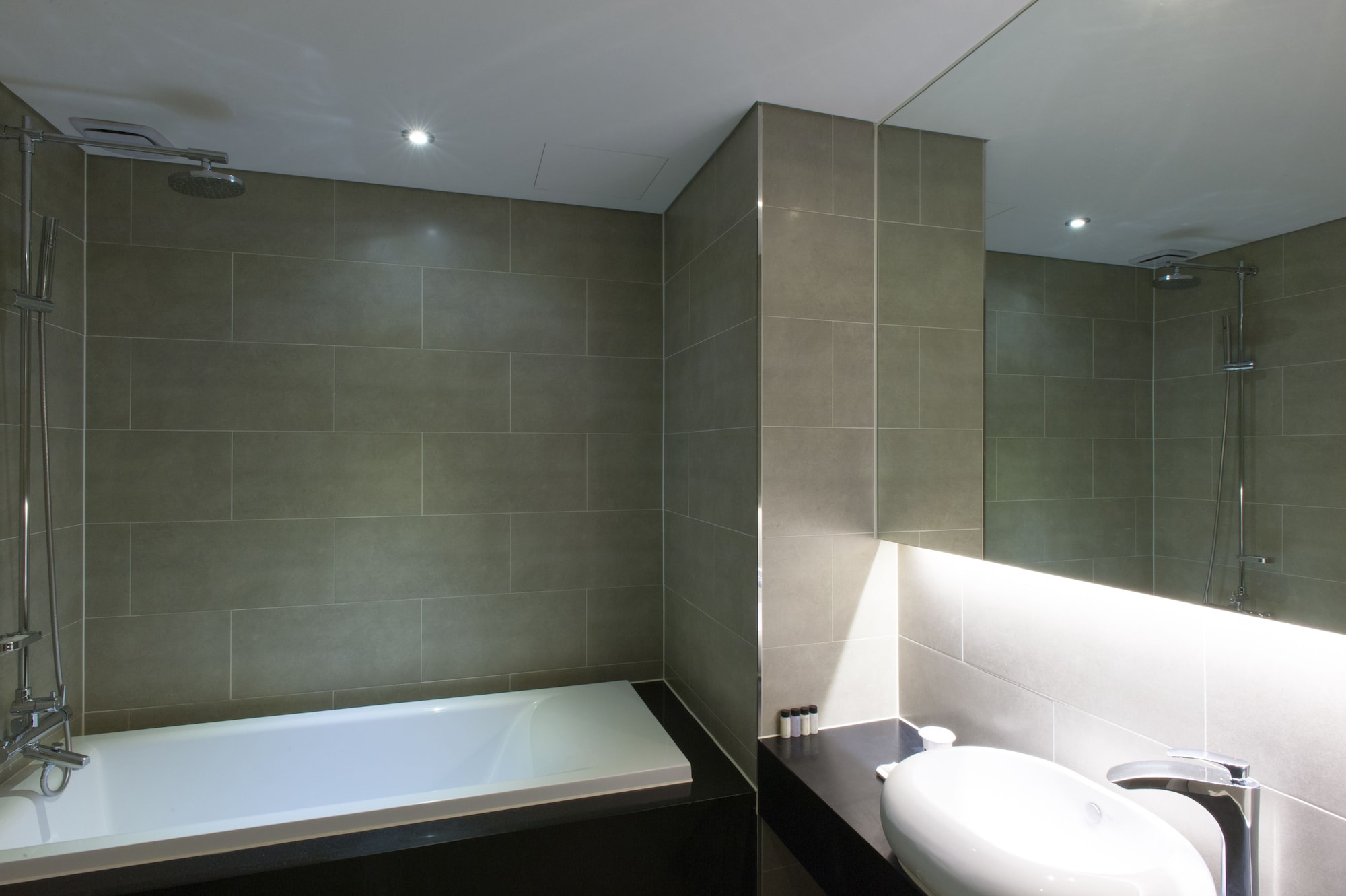غرفة قياسية بسرير مزدوج، Benikea The Bliss Hotel 5/6