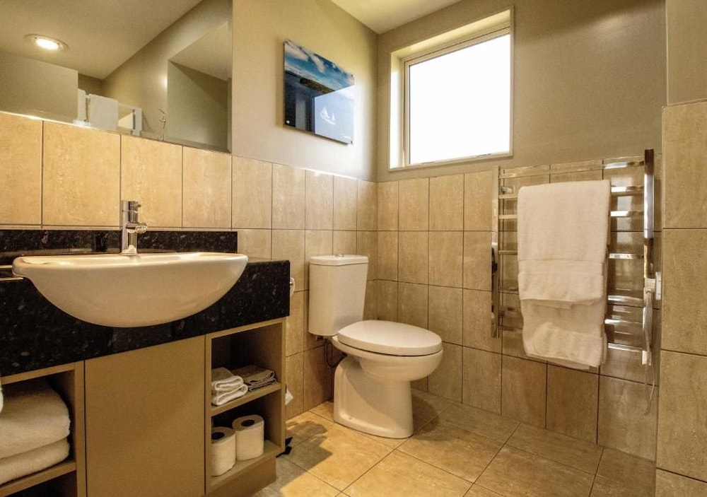 Blue Ridge Boutique Bed & Breakfast 46/50