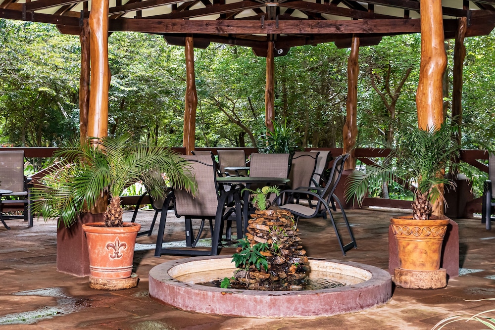 Hacienda Guachipelin Hotel 52/71