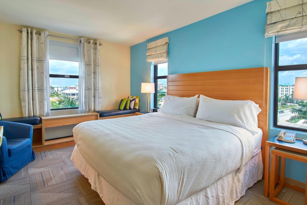 Room, King Bed, Water View