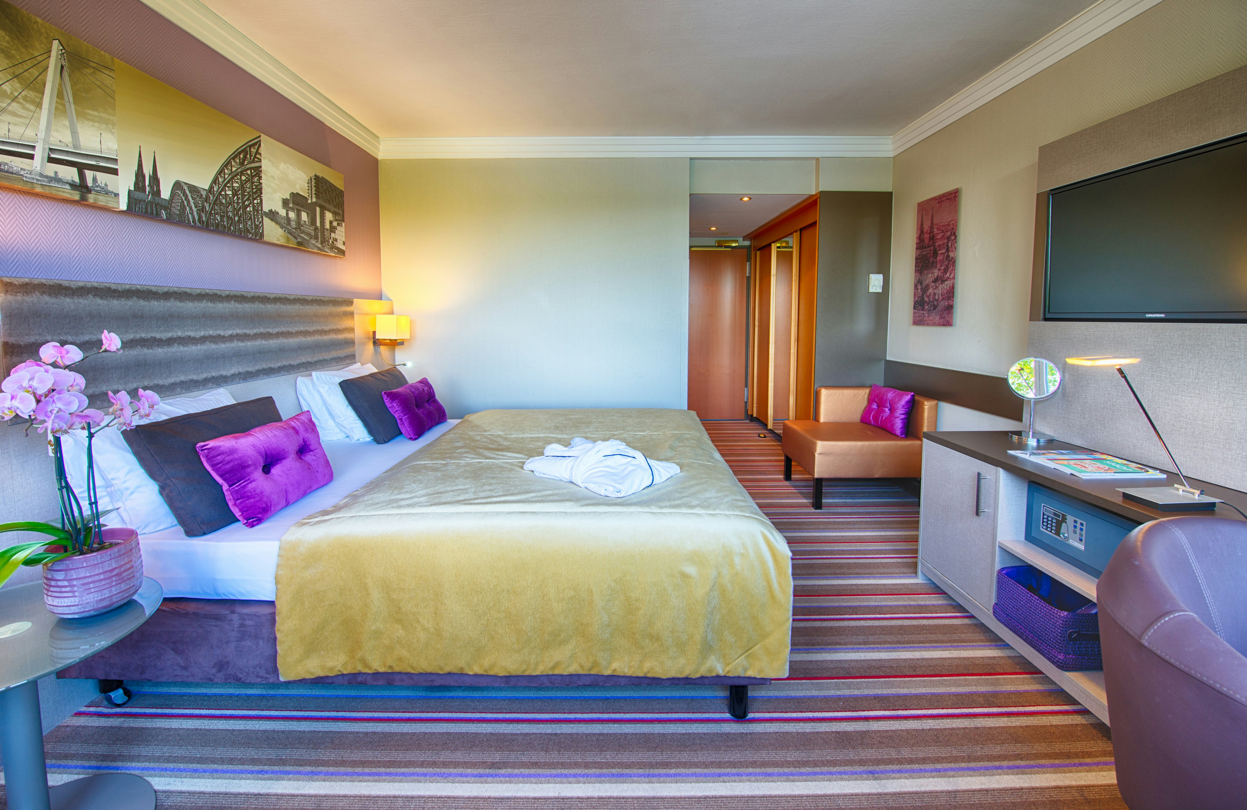 Leonardo Royal Hotel Koln Am Stadtwald 7/41