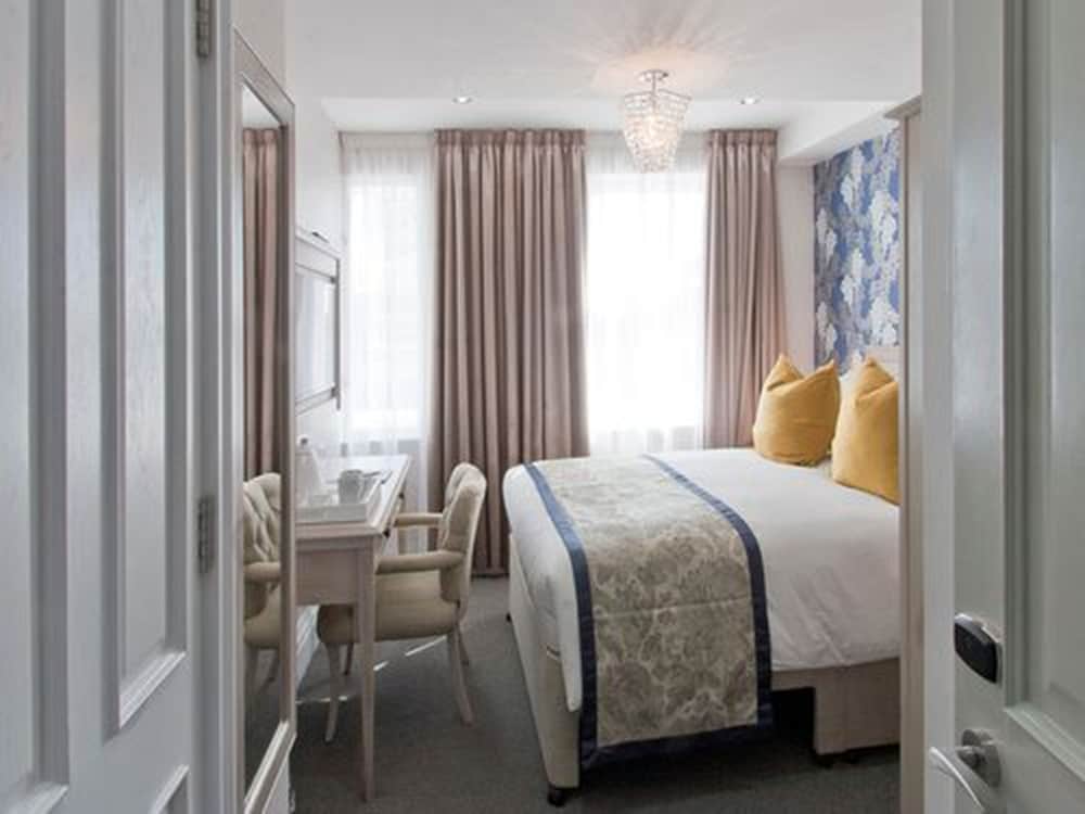 W12 ROOMS 39/58