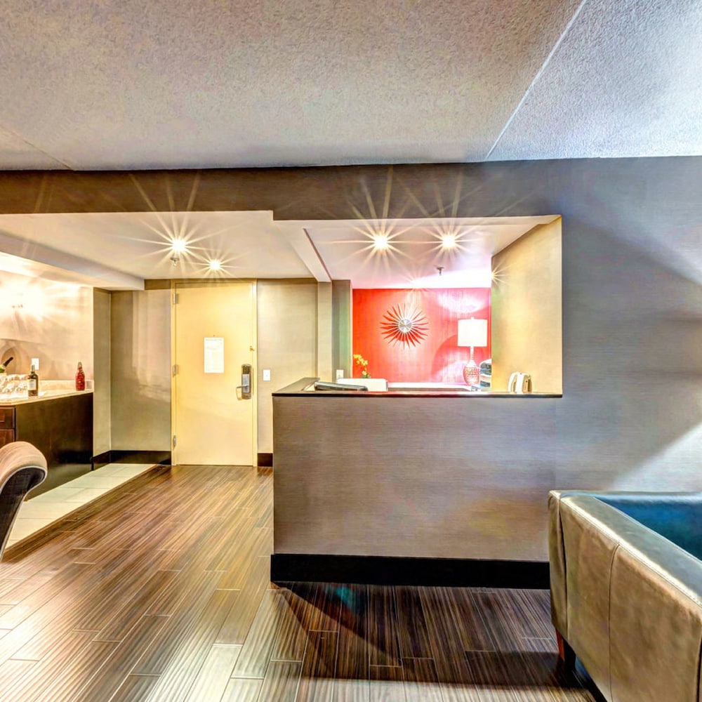 Holiday Inn Princeton 7/60