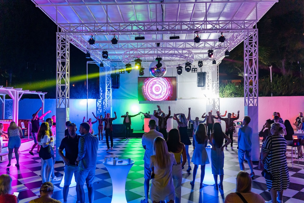 TT HOTELS HYDROS CLUB 80/93