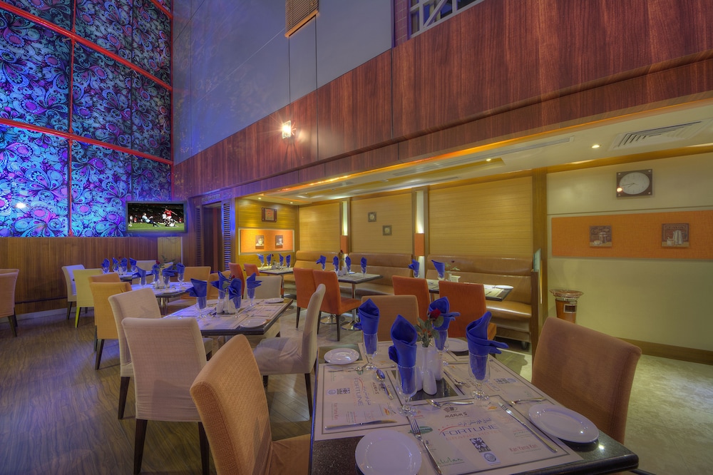 restaurant-cafeteria