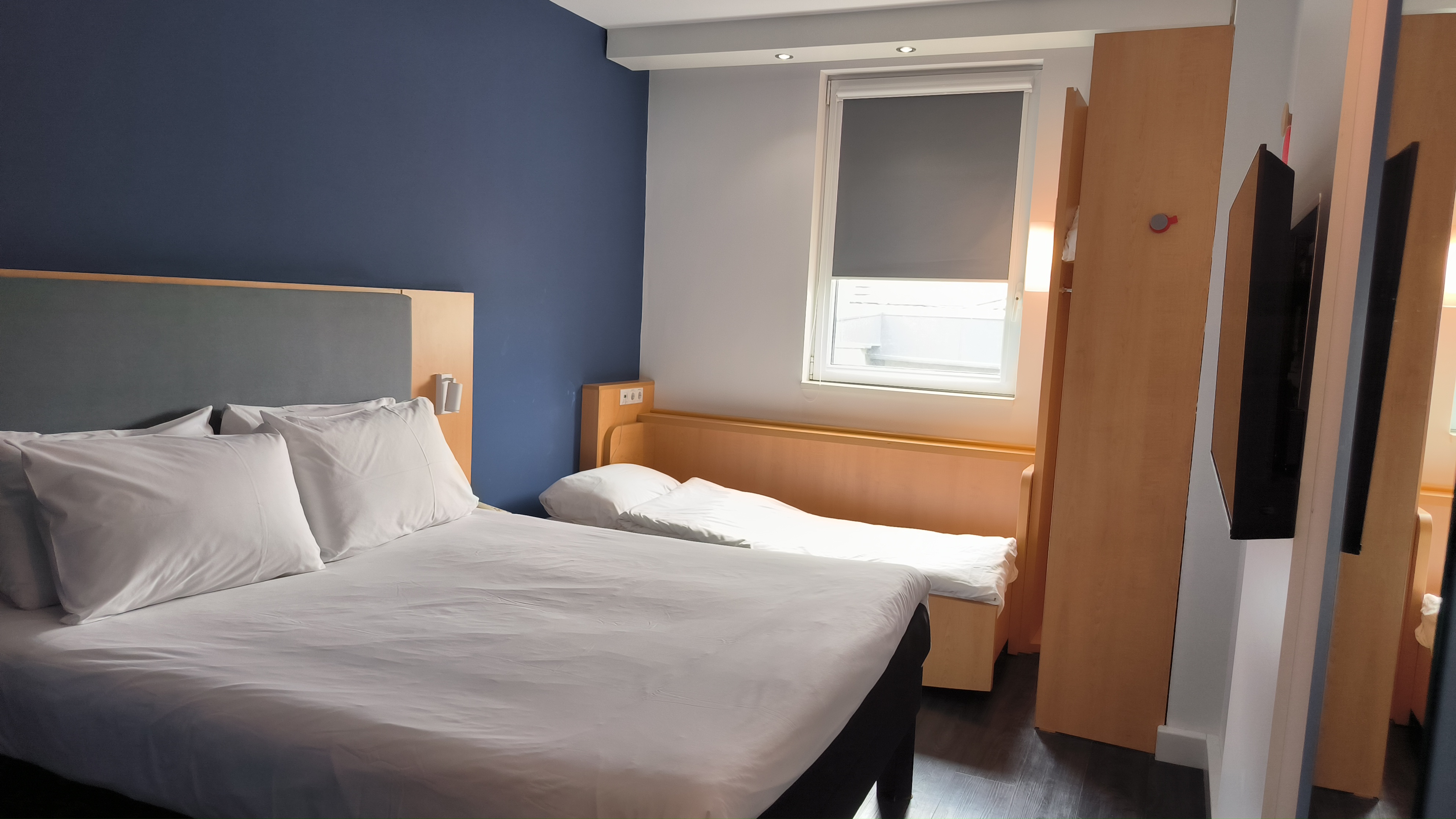 Room, Queen Bed