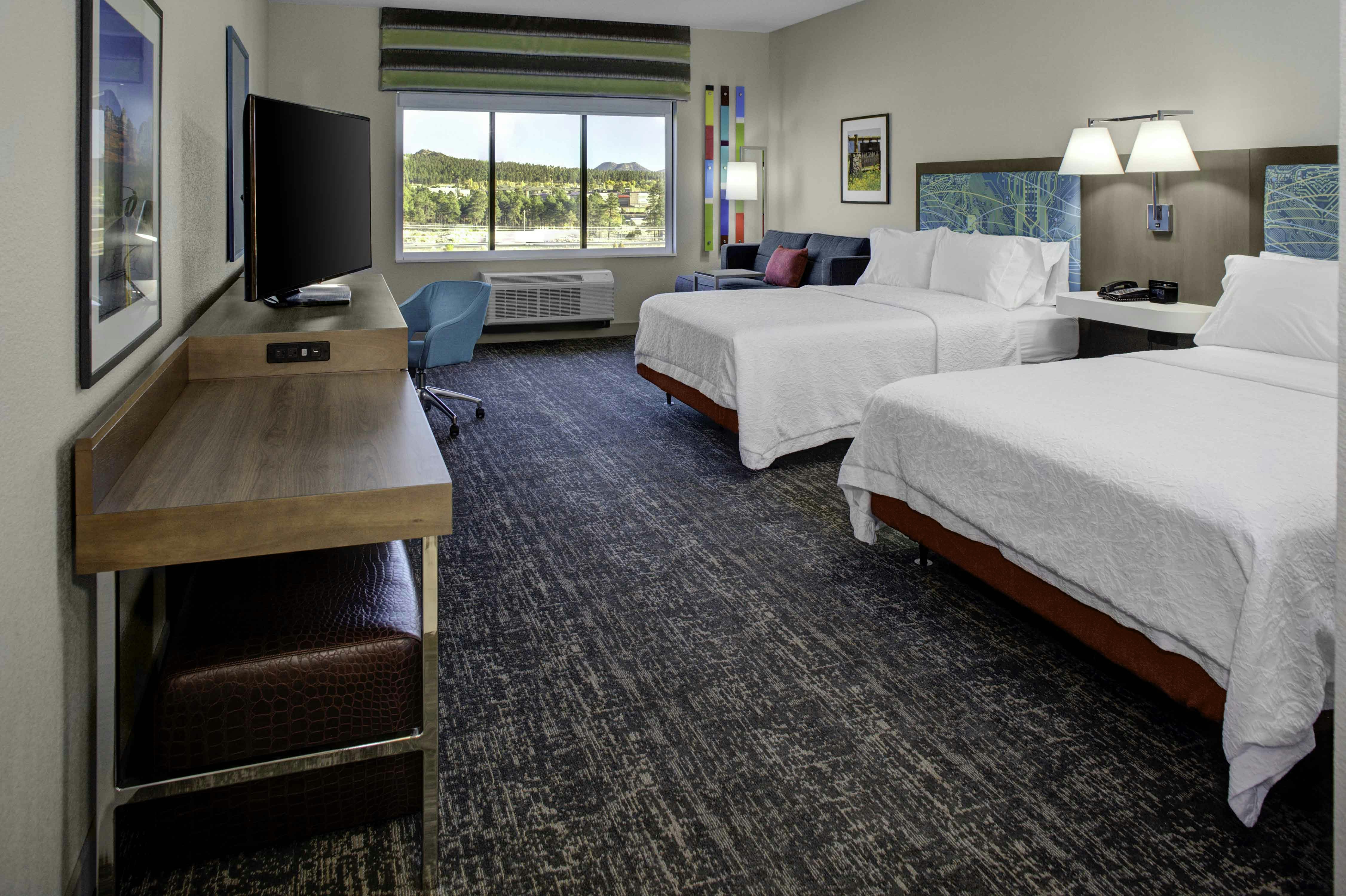Hampton Inn Suites Flagstaff East Az 12/44