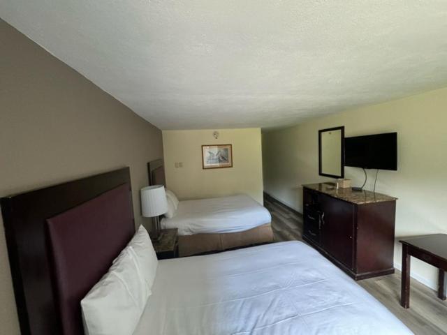 Standard, Double Bed