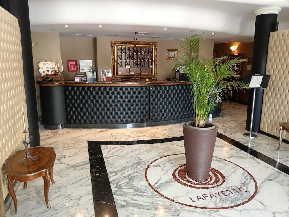 La Fayette 9/52