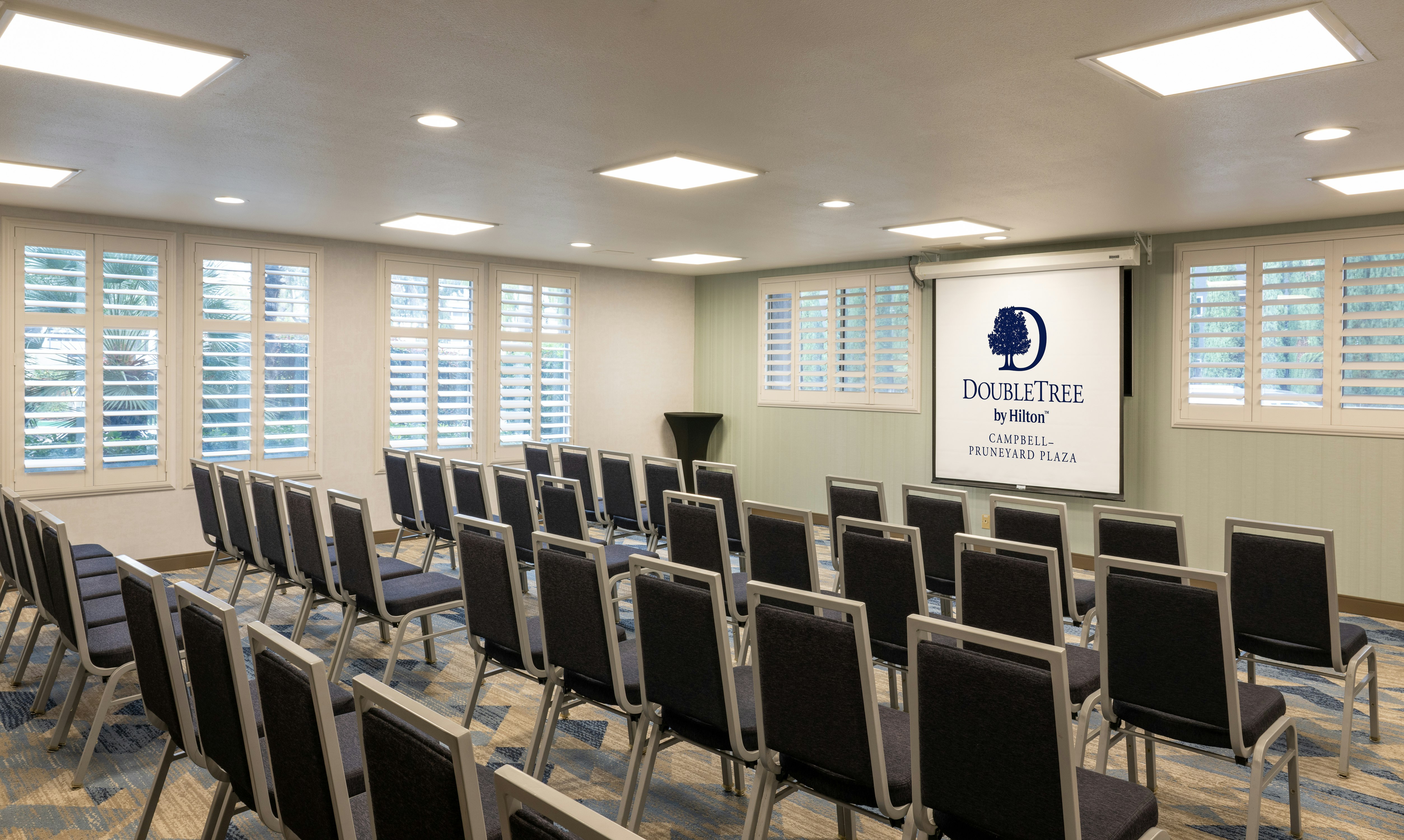 DoubleTree by Hilton Hotel Campbell - Pruneyard Plaza 34/50