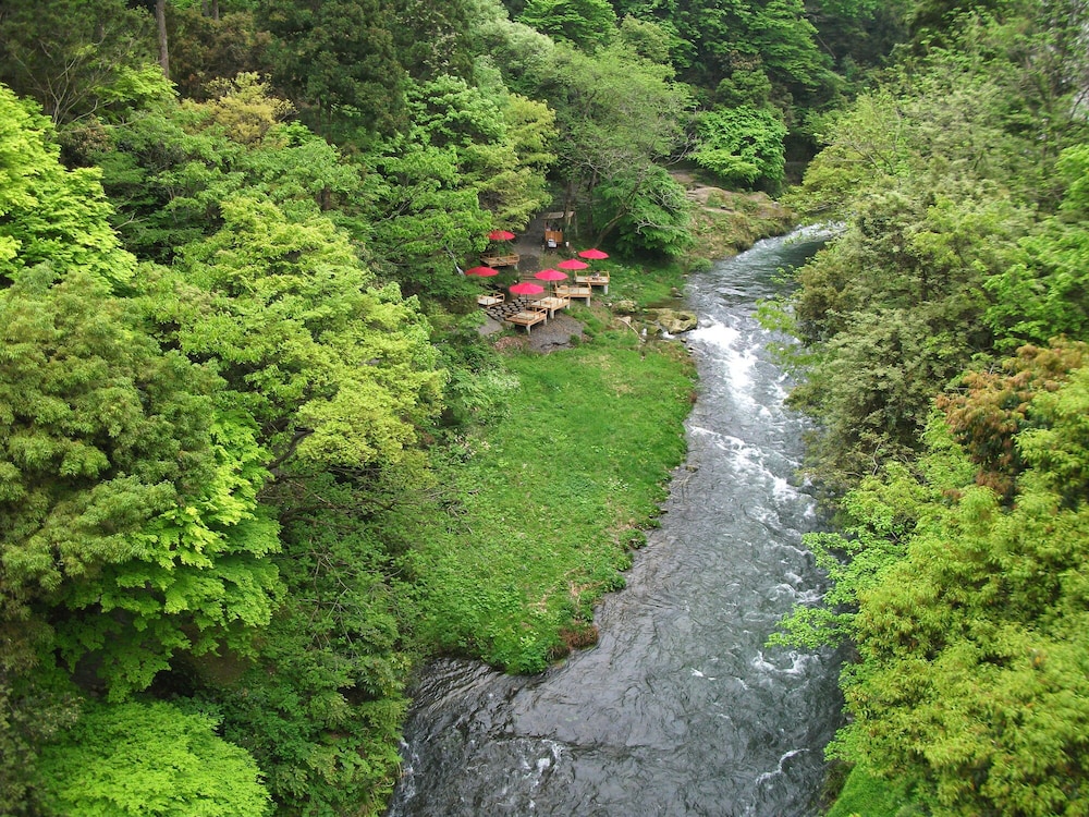 Royal Hotel Yamanaka Onsen Kajikaso 49/53