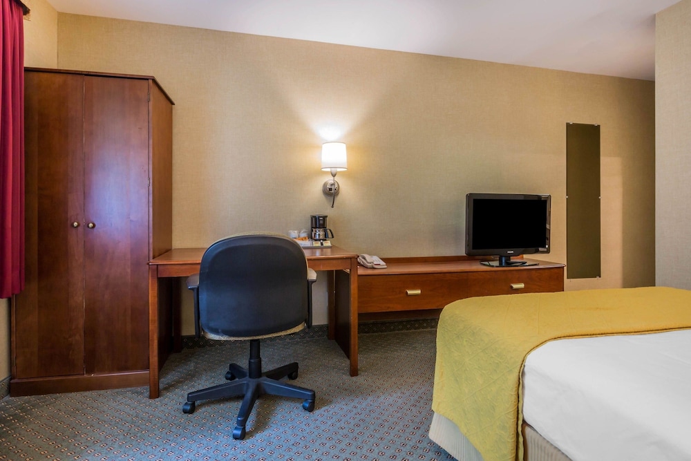 Quality Inn Hyde Park Poughkeepsie North 38/40