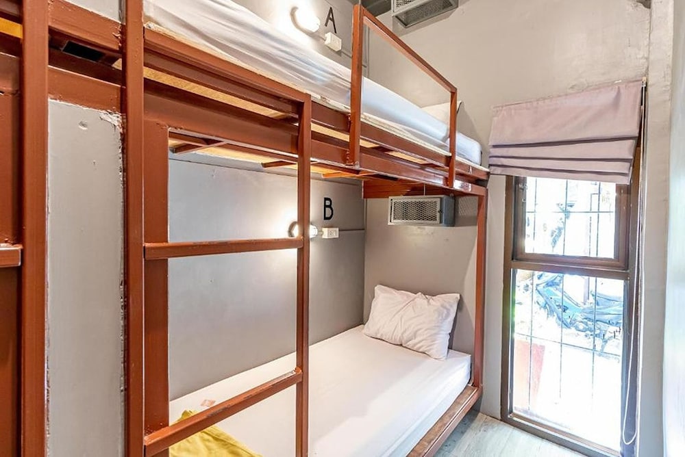 Loftel 22 Hostel 18/50