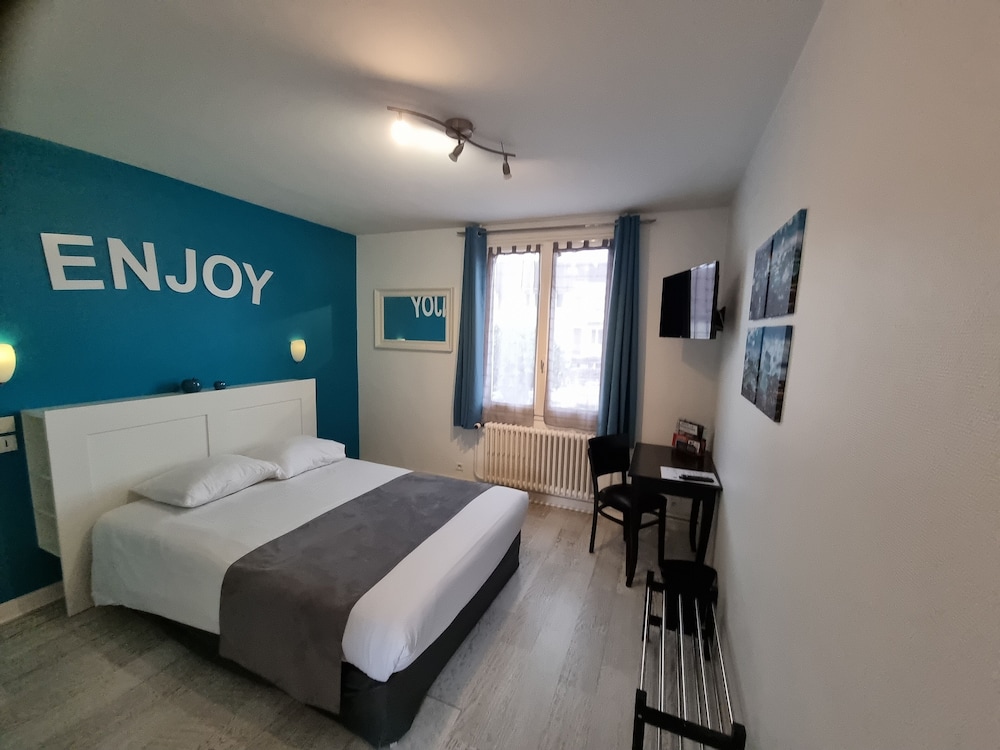 HOTEL LE BOURGOGNE 14/50