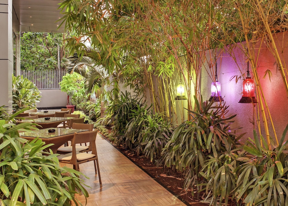 Ibis Mumbai Airport - An Accorhotels Brand 66/69