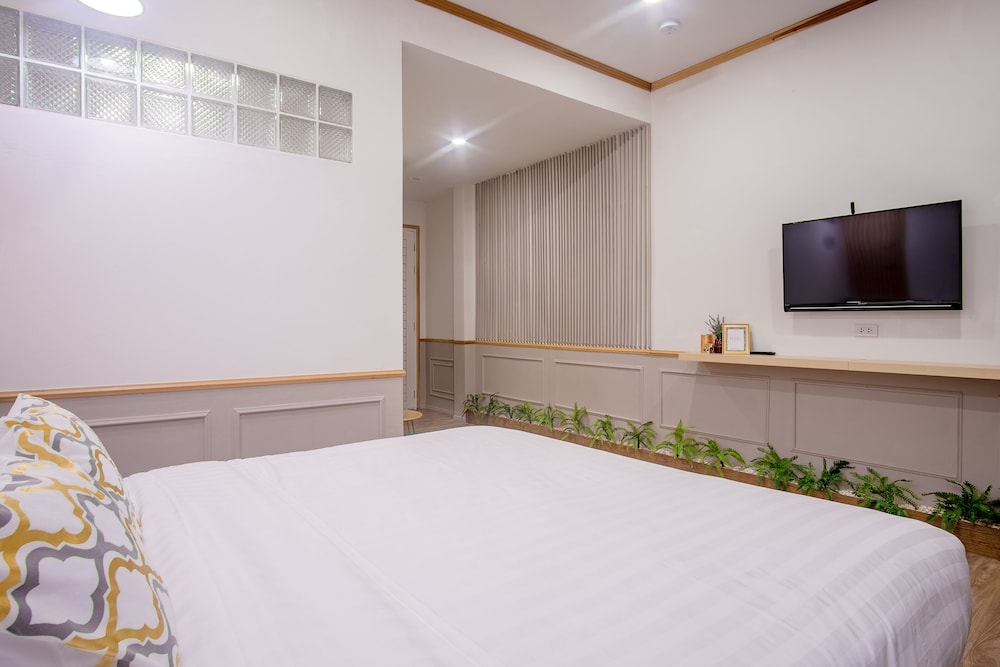 Isara Boutique Hotel and Cafe 15/66
