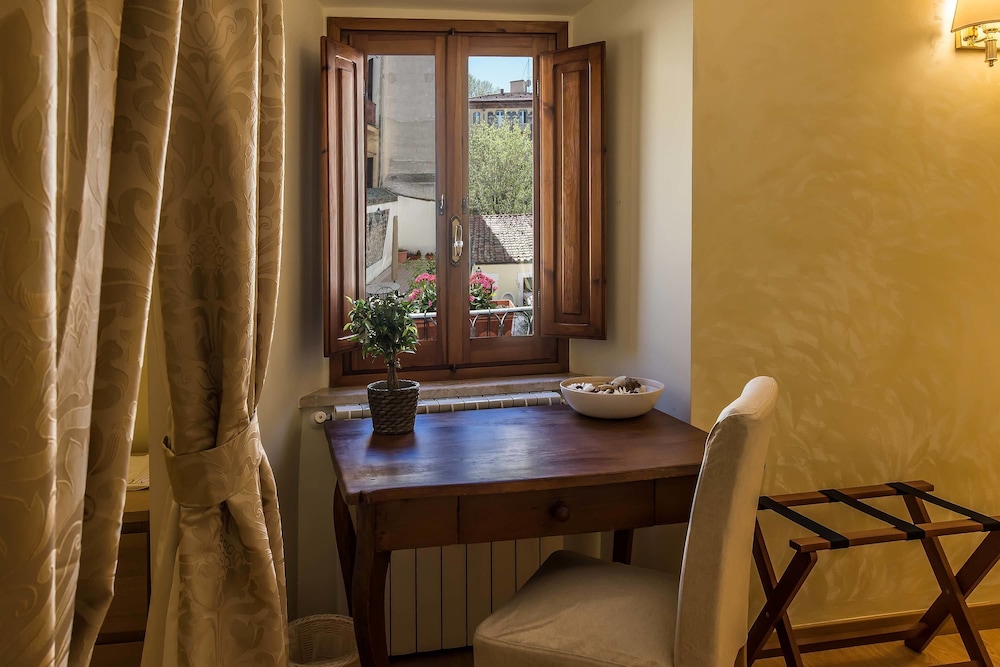Relais Le Clarisse A Trastevere 44/78