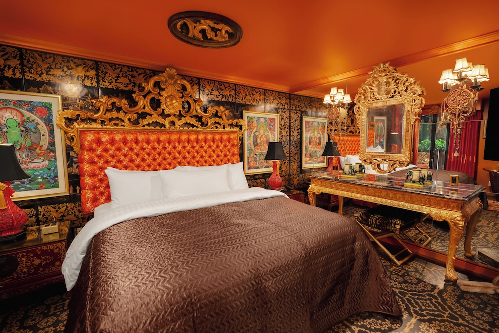 Grand, Belle, King Bed, Terrace