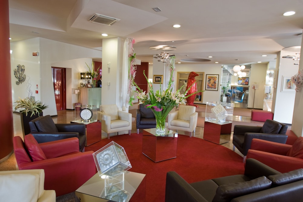 Hotel Mioni Royal San 55/72