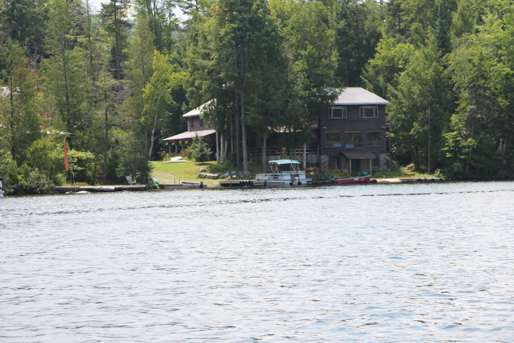 Kiwassa Lake Bed & Breakfast and Cabins 39/50