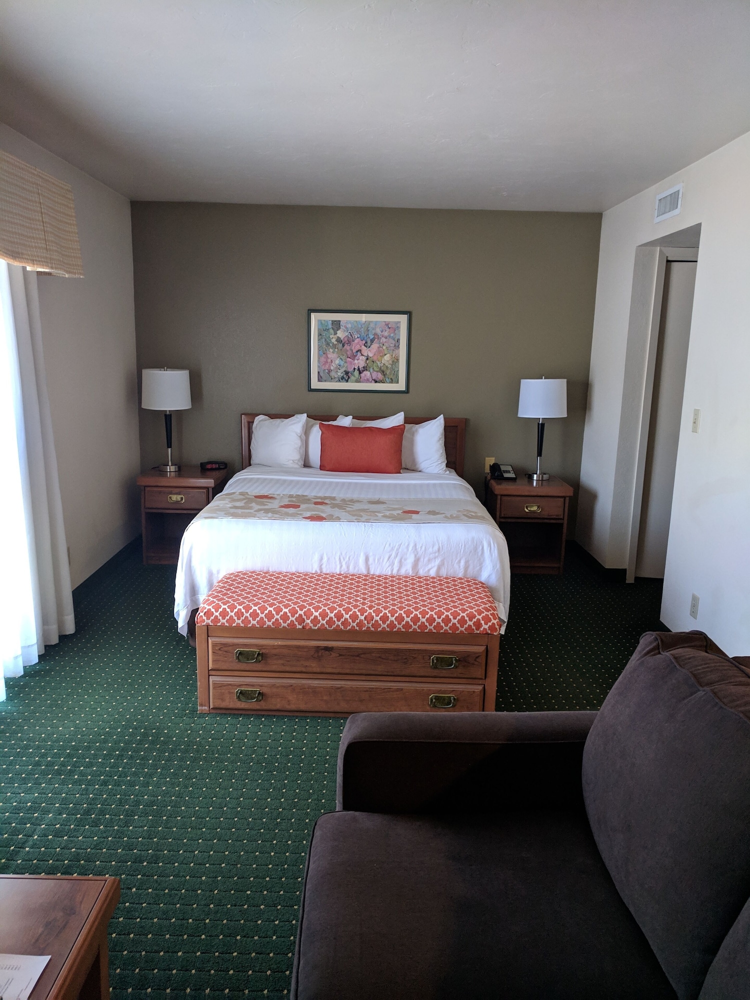 Bi Level, Penthouse Suite, Murphy Bed, Queen Bed