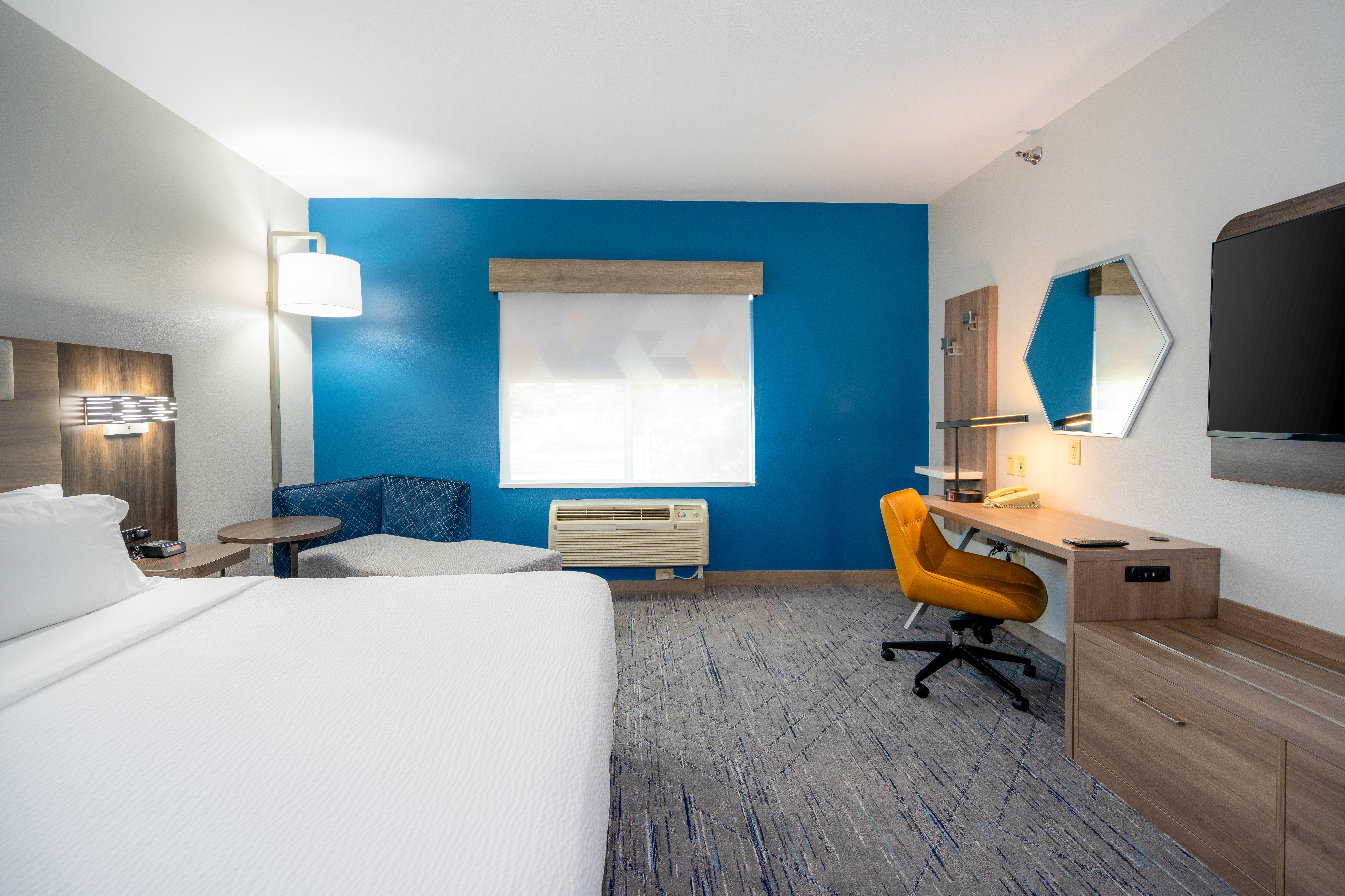 Leisure, King Bed