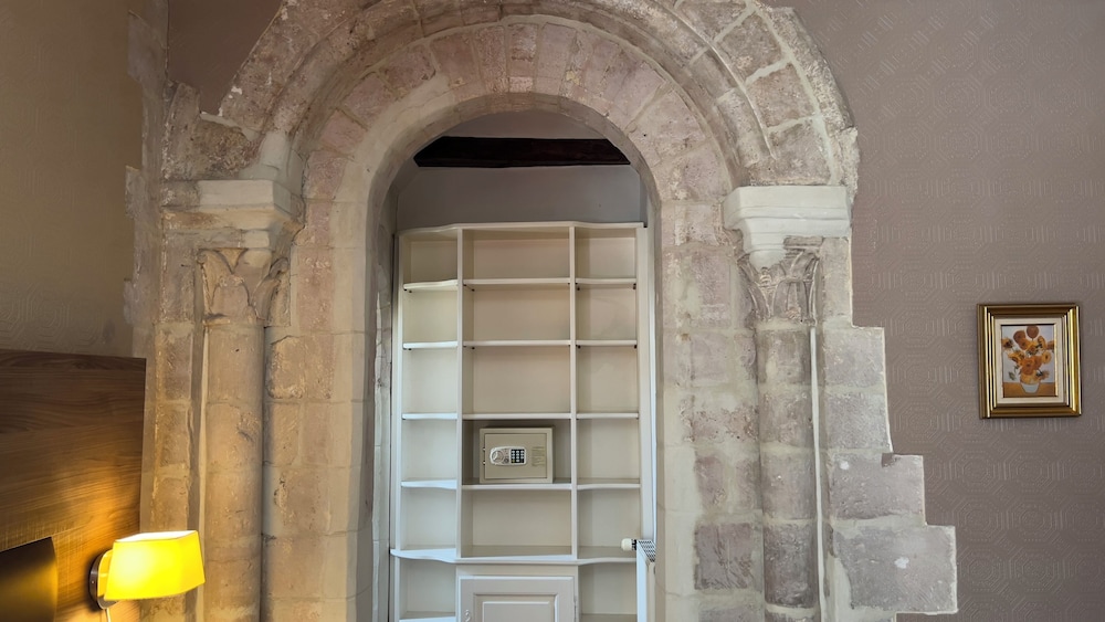Le Chateau de Bricquebec 15/32
