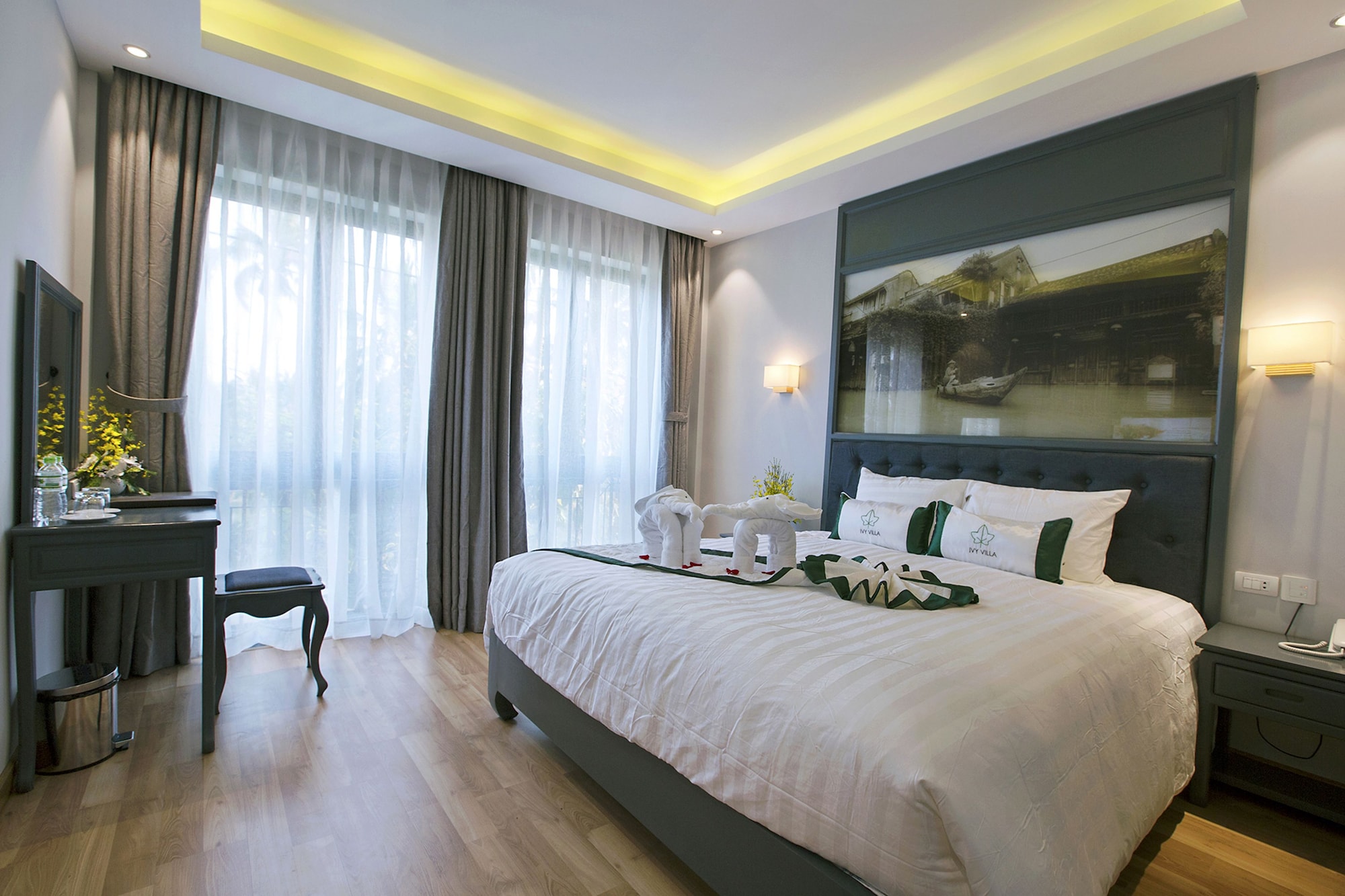 SUPERIOR, DOUBLE BED
