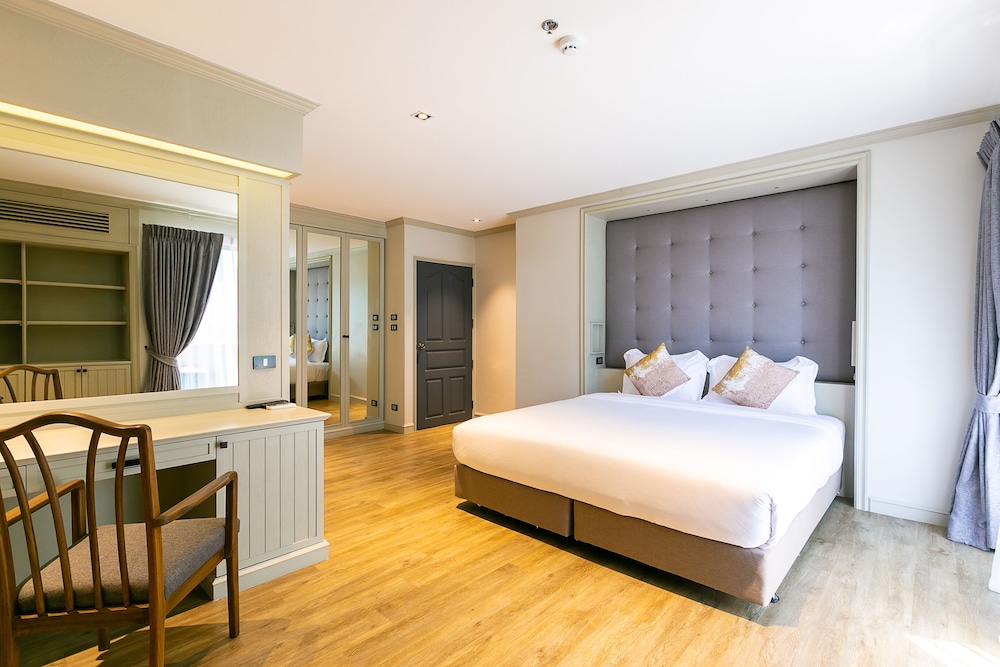 THEA Private Suites by TH District 24/64