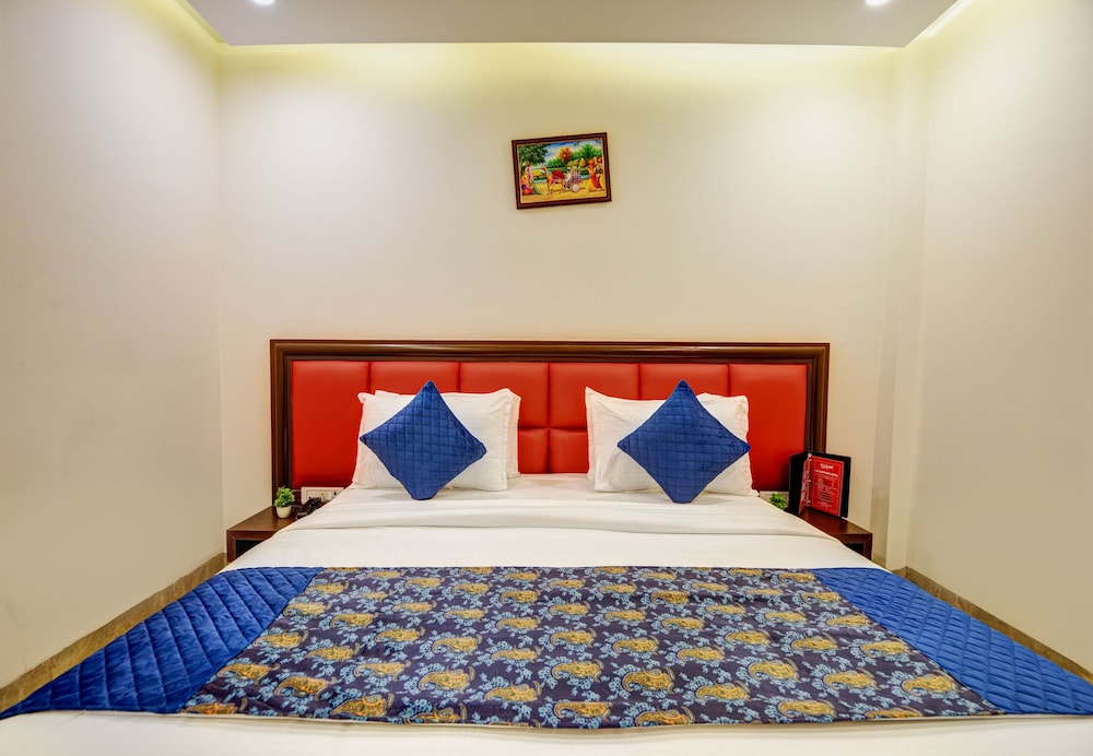 Executive, King Bed