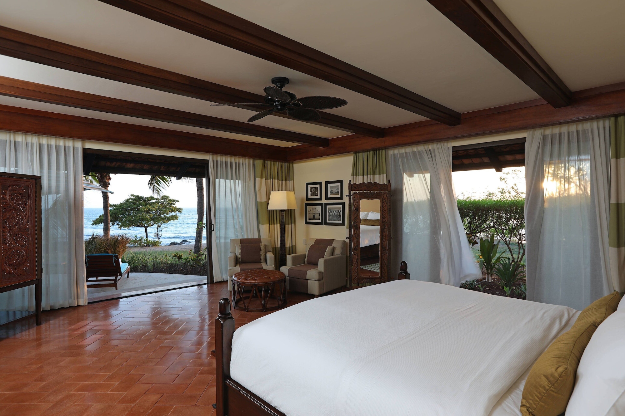 1 Bedroom, Presidential, Suite, King Bed, Ocean Front, Balcony