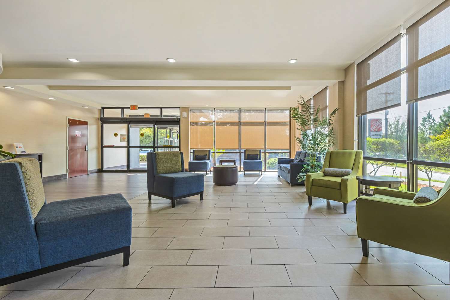 Comfort Suites Columbia Northeast Fort Jackson 30/52