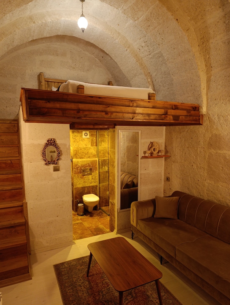 Sakli Cave House 73/100