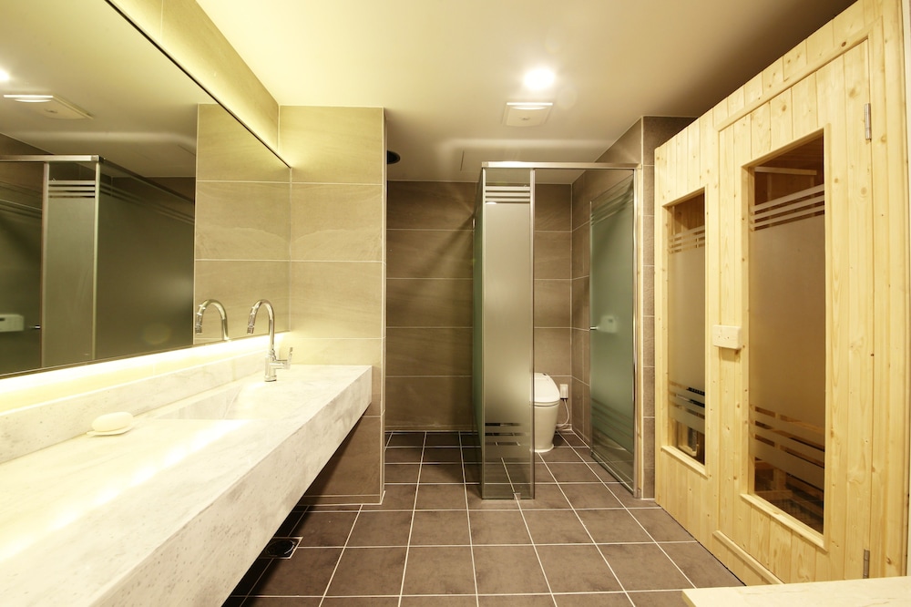 Premium Ava Hotel Sasang 26/50