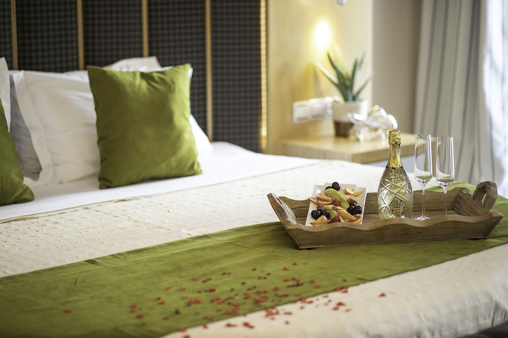 La Piscine Art Hotel, Philian Hotels and Resorts - Adults Only 19/70