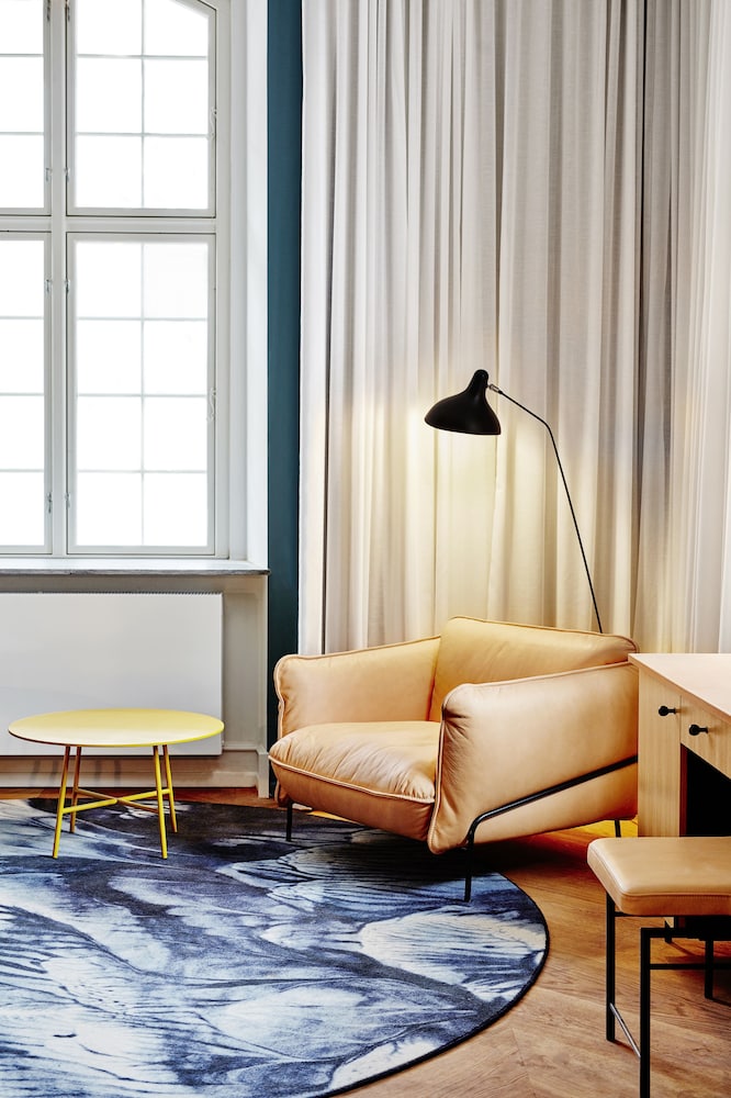 Nobis Copenhagen 35/56