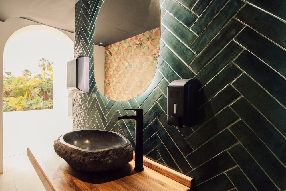 Hotel Estefania Boutique Suites (Adults Only) 65/65