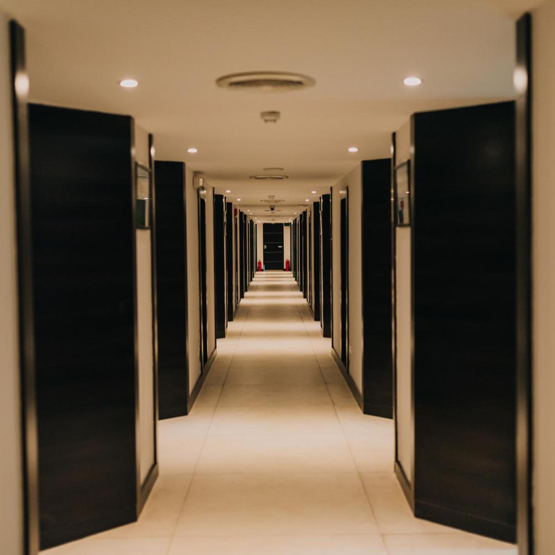 Ashur Hotel 27/63