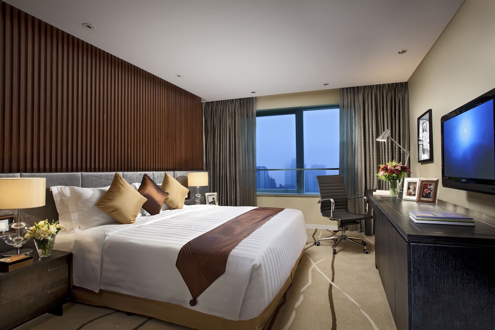 Executive, Studio, King Bed